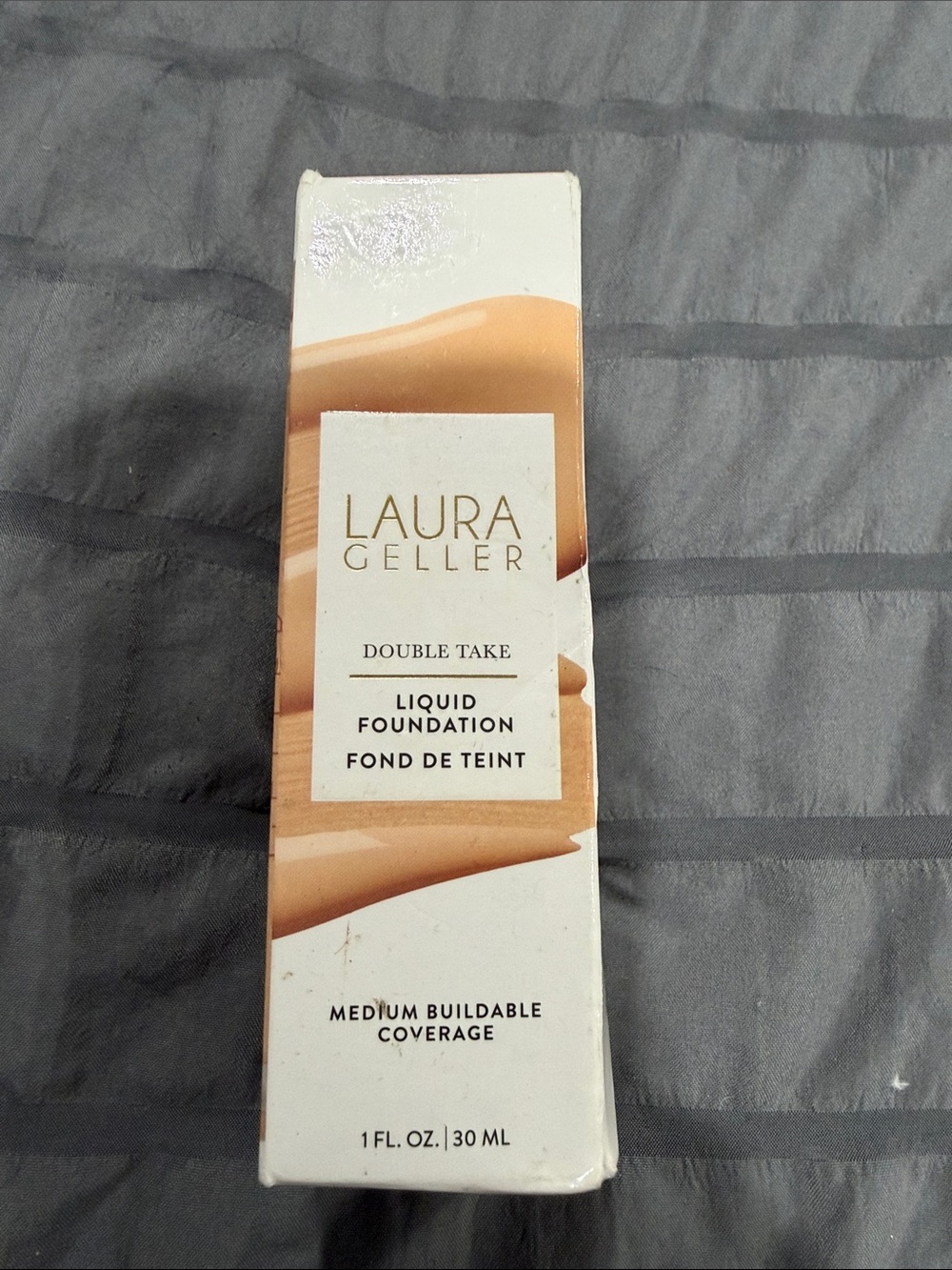 Laura Geller Liquid Foundation in Medium-BNIB